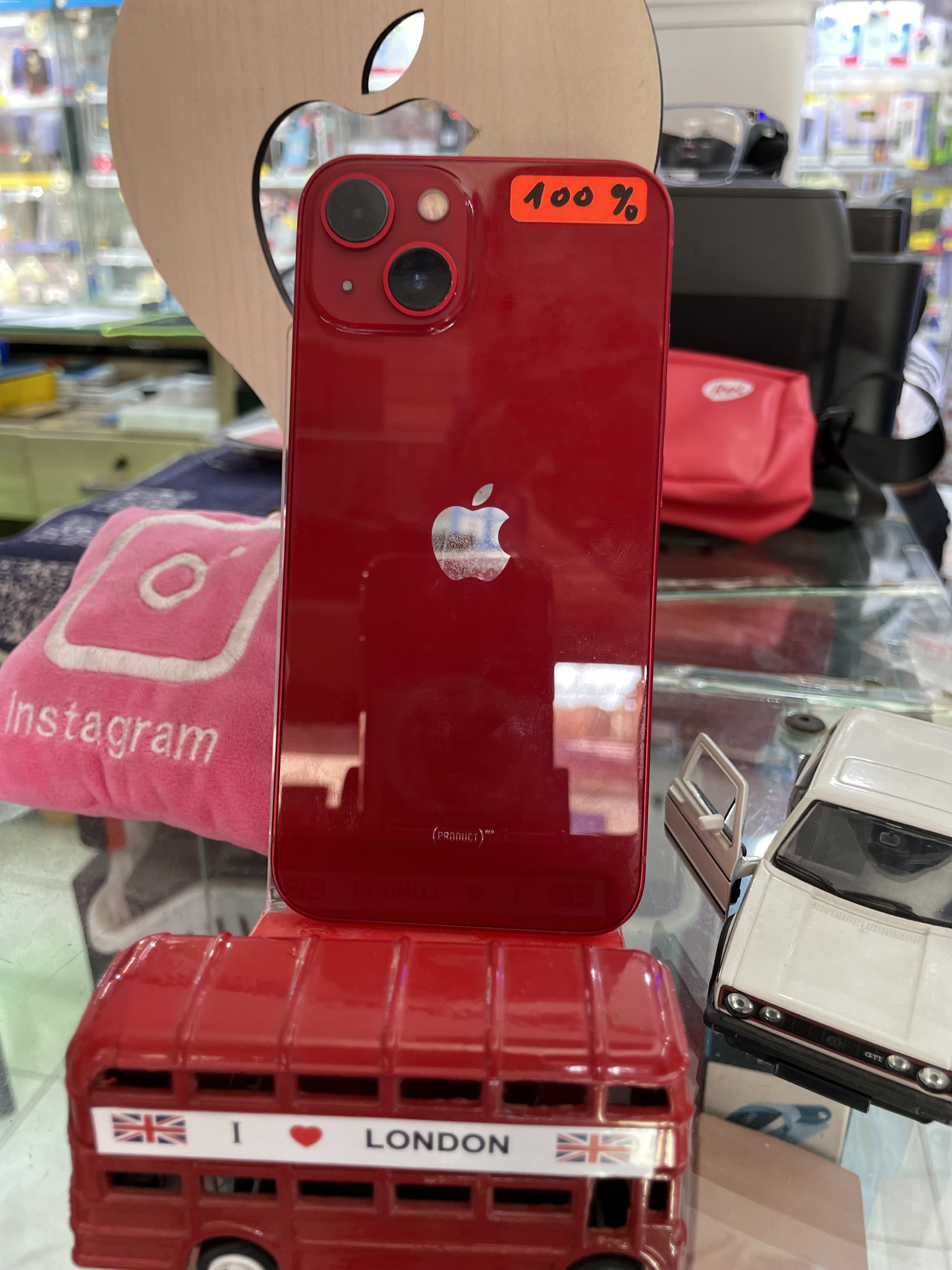 IPHONE 13 RED