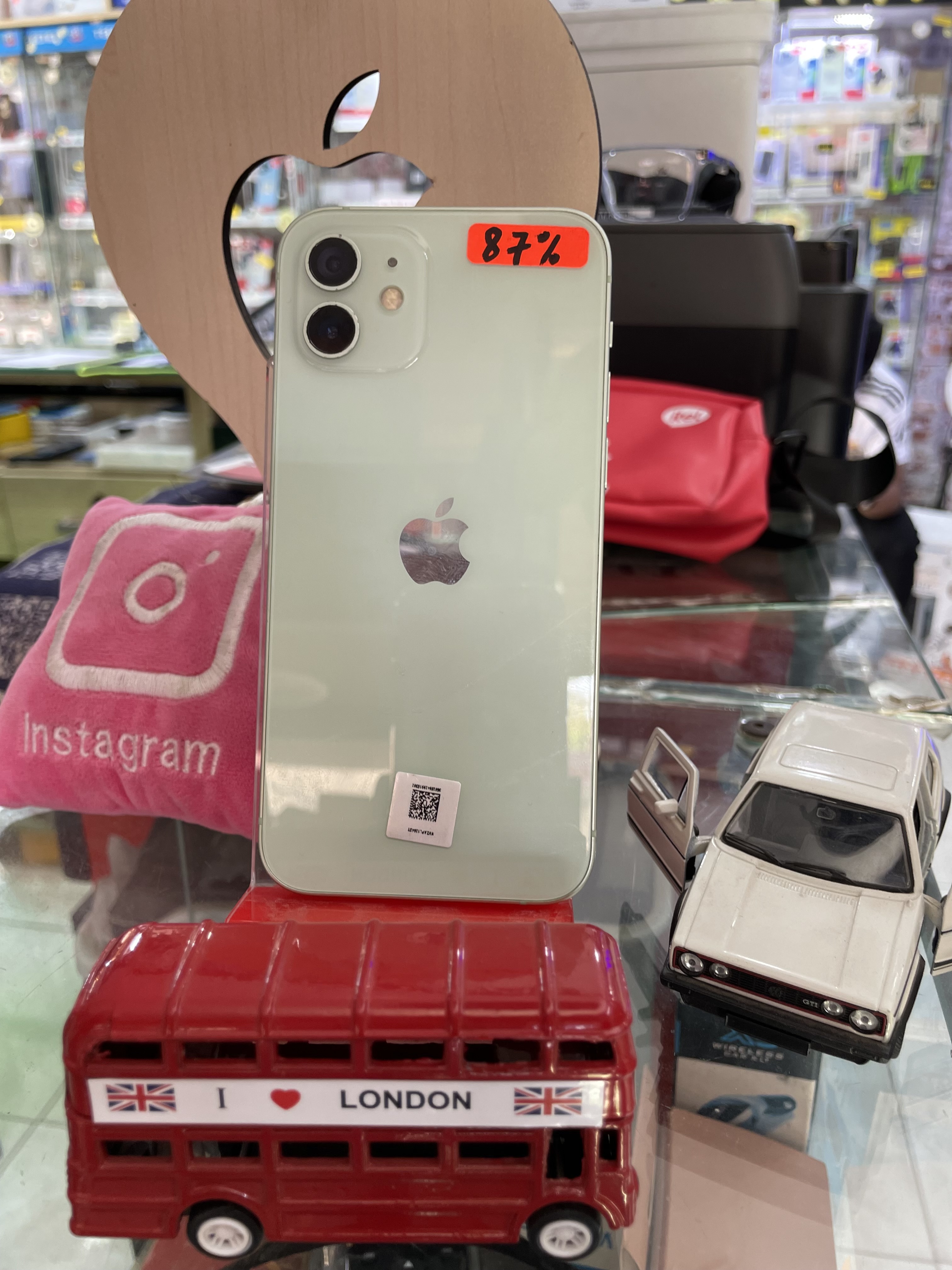 IPHONE 12  