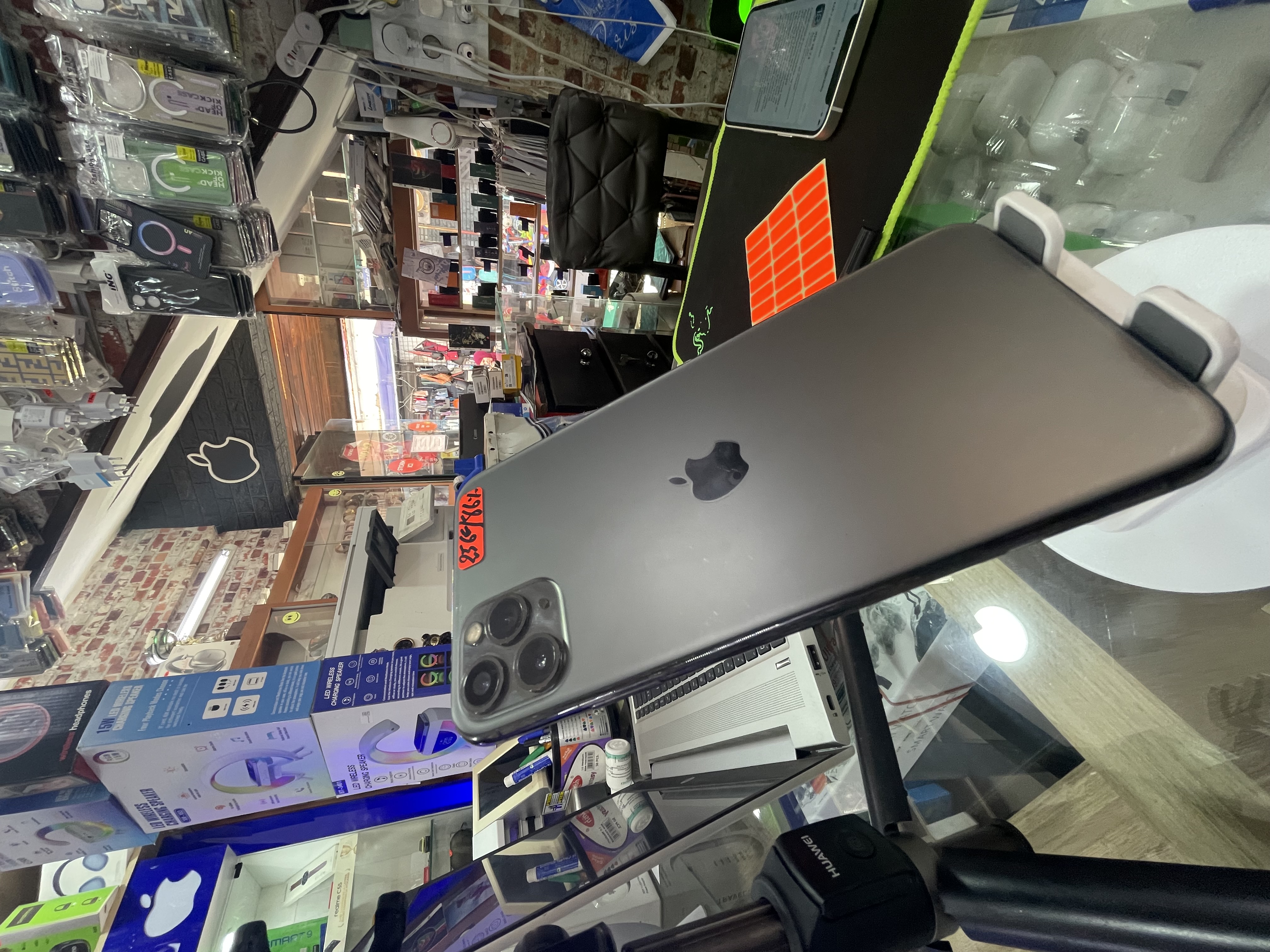 IPHONE 11 PRO MAX 